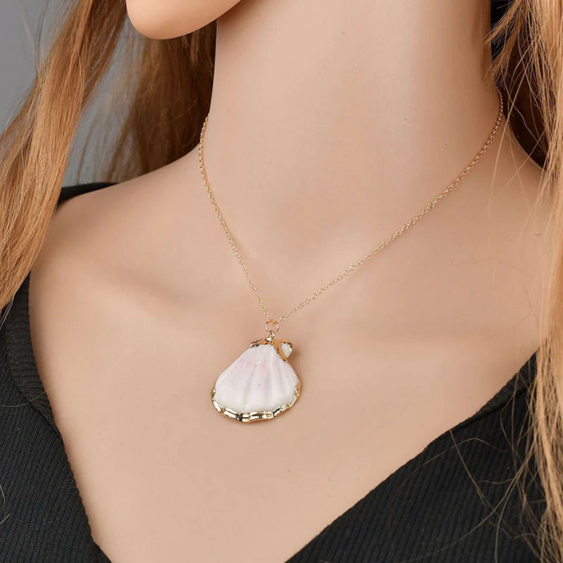 Heartbeats Seashell Necklace Set of 3 – Natural Ocean-Inspired Jewelry